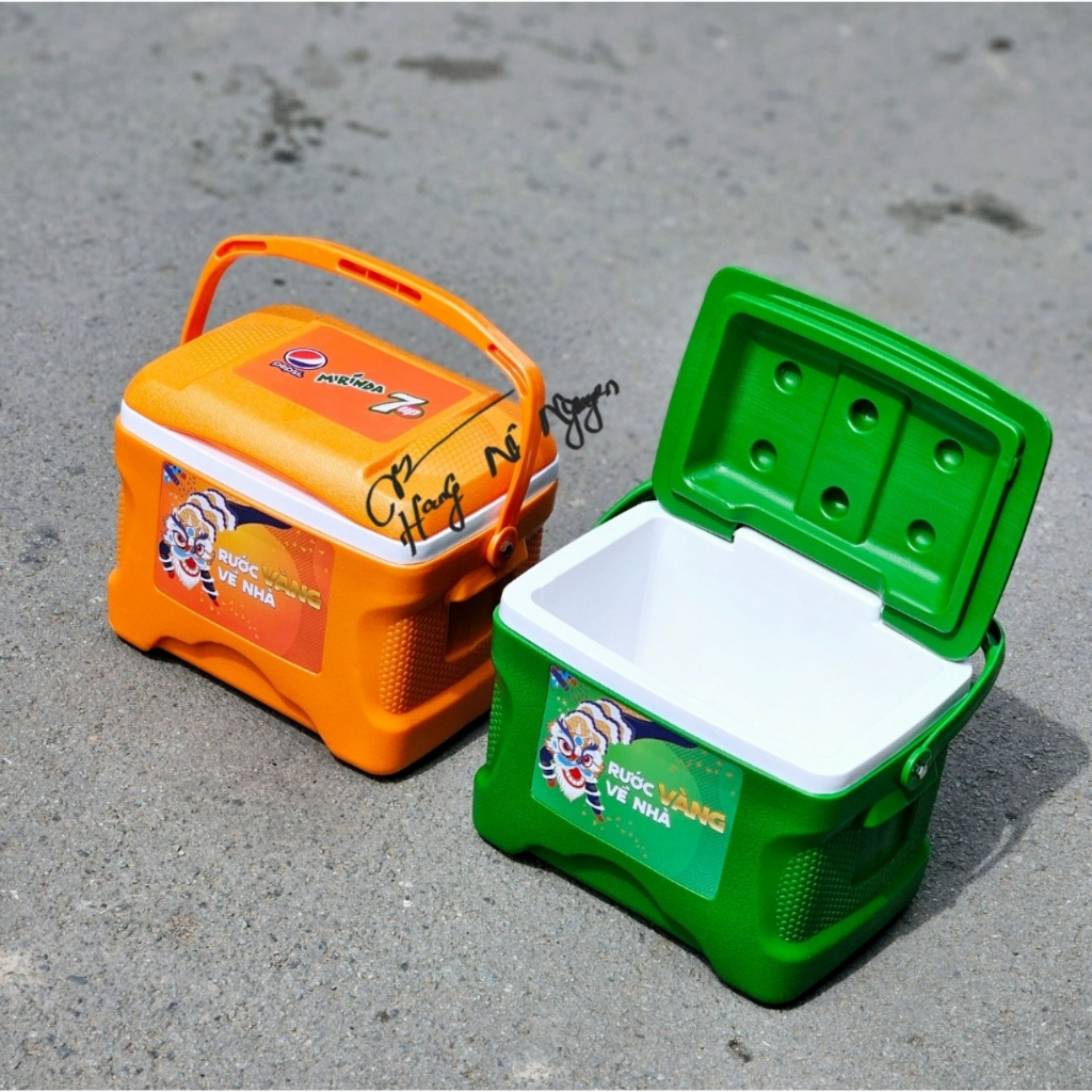 Thùng đá giữ nhiệt mini 8 lít (GIAO MÀU NGẪU NHIÊN)