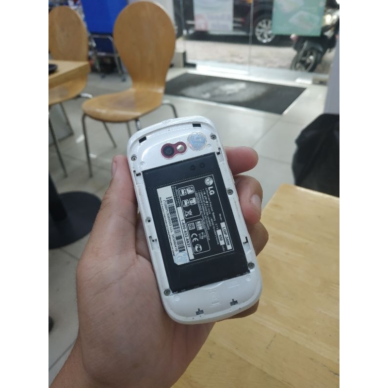 Xác điện thoại LG Wink plus GT350i
