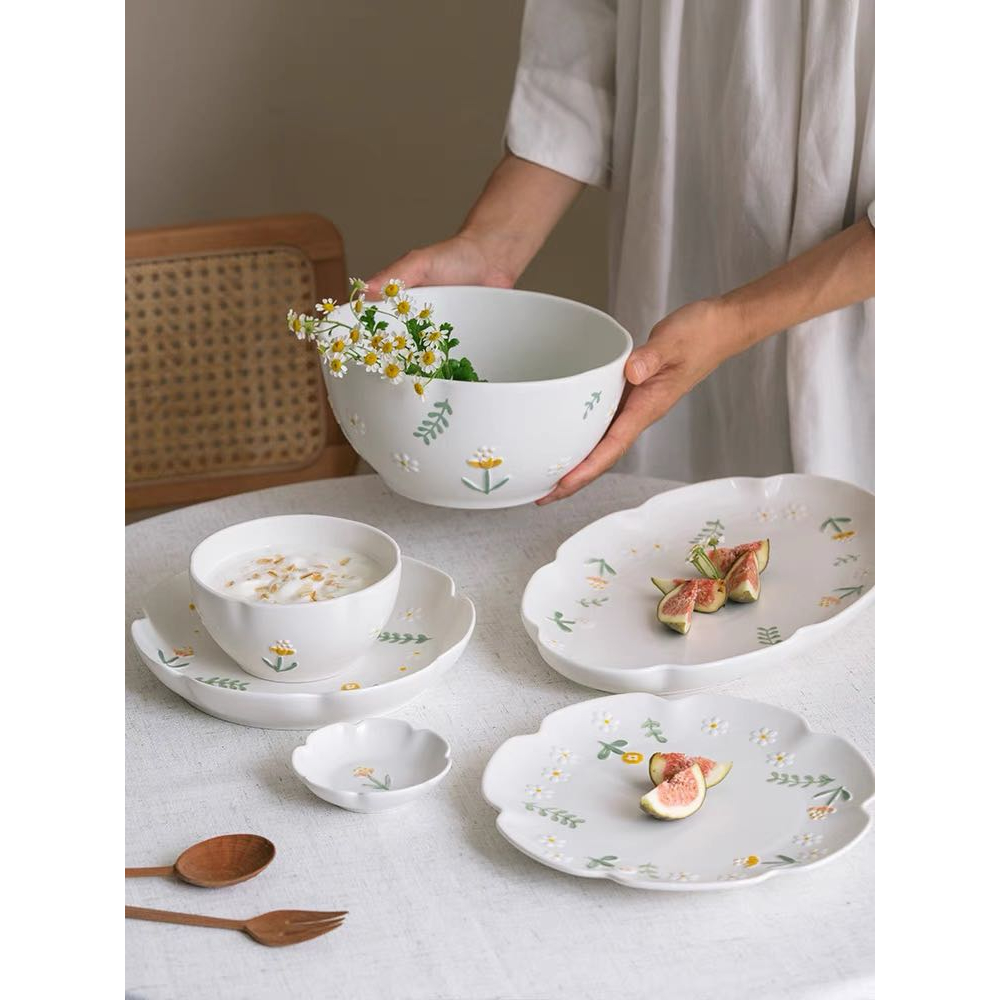 Bộ Đồ Ăn Gốm Sứ In Hoa Văn Dễ Thương