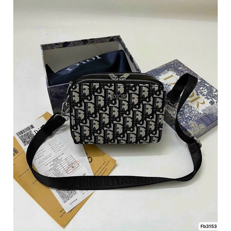 Túi đeo chéo nam, túi nam đeo chéo đi làm đi chơi thời trang , làm được cả túi xách nữ . ❌ảnh thật shop chụp dưới nền ❌