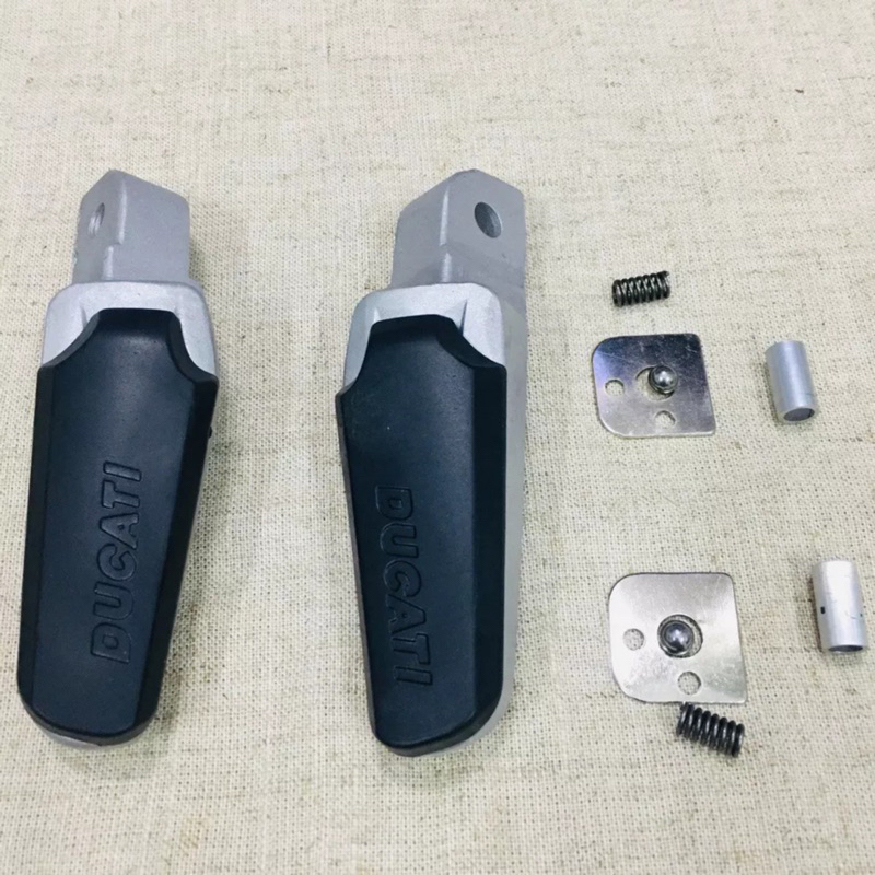 GÁC CHÂN TAKEGAWA NHÔM CNC  CHO TẤT CẢ CÁC DÒNG XE