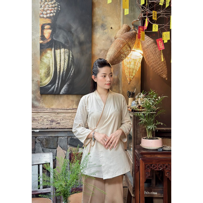 Set Linen Vạt Đắp Chéo Cột Dây Viền Màu Cafe Đồ Lam Đi Chùa Phật Tử