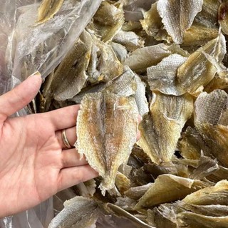 Cá đù khô phi lê tẩm, chuẩn cá Xuất Khẩu, size 500g - 1kgvị ngọt nhẹ, cá biển Nghệ An, dày mình nạc thịt, không bị mặn