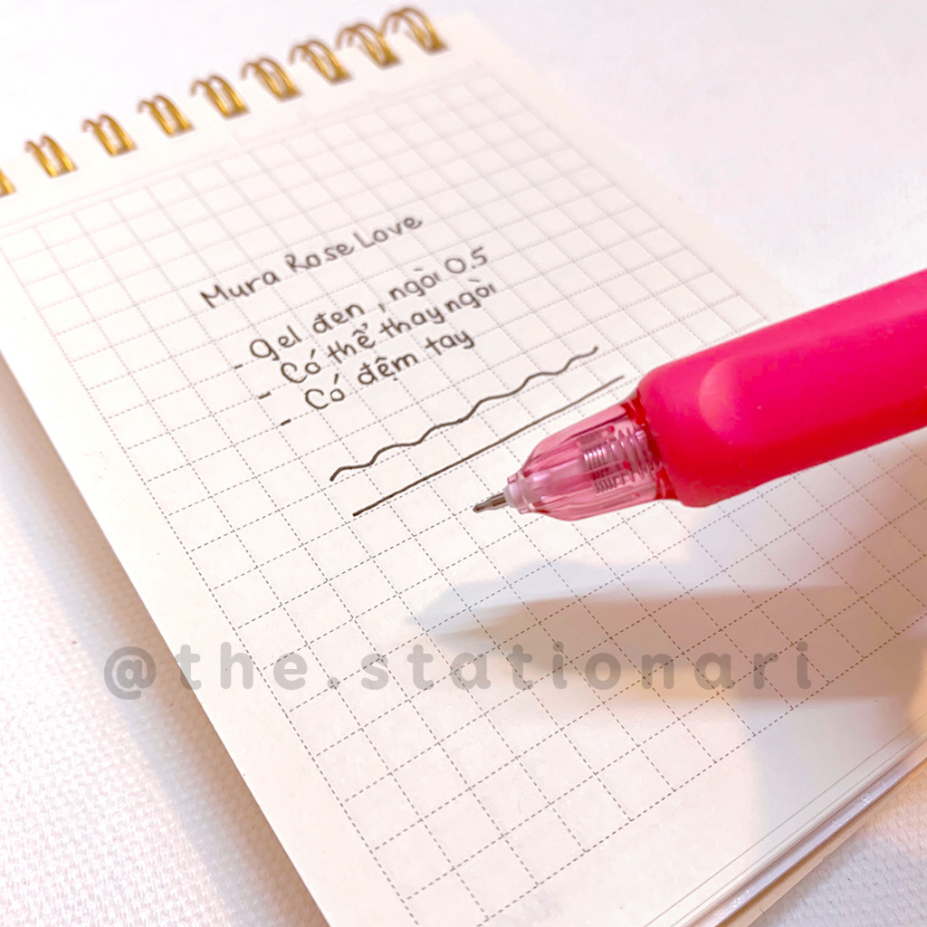 Bút bấm Mura gel đen ngòi 0.5mm Rose love