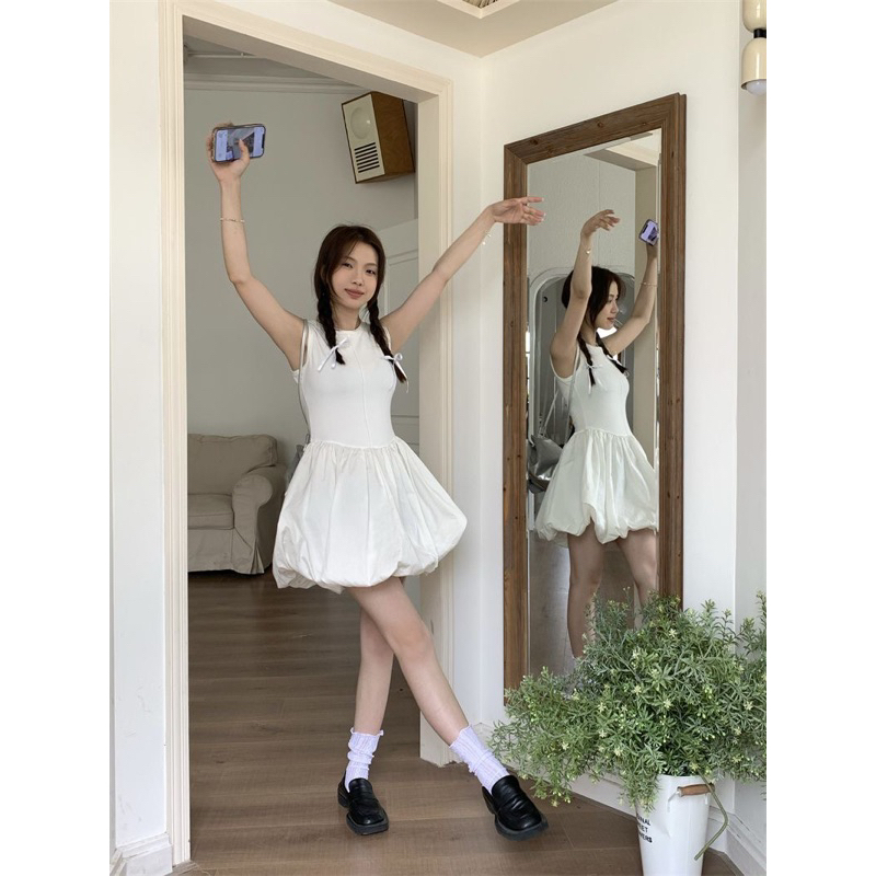 Váy xoè liền áo ba lỗ cực phồng trendy Có sẵn Đen M mặc siêu ôm người