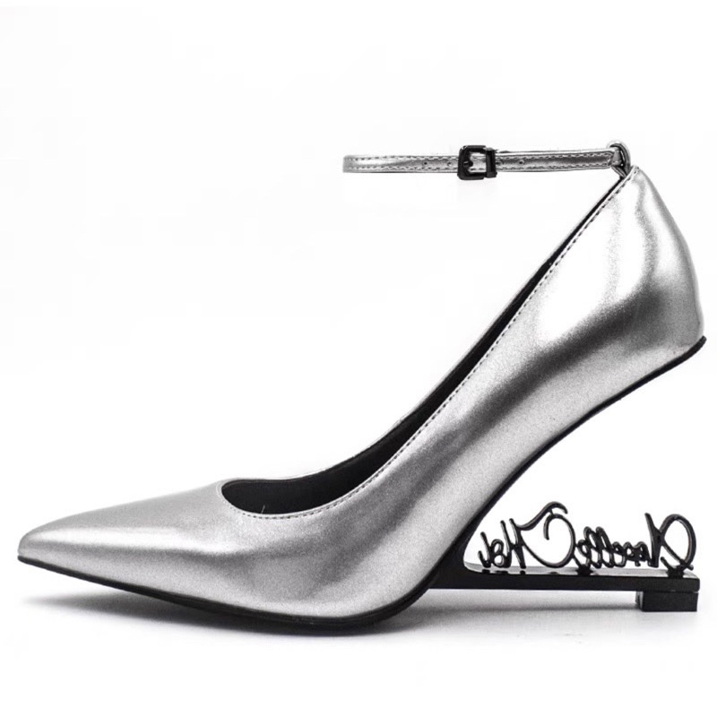 ORDER 🌸 Giày Korea mũi nhọn hở gót logo chữ 33-42