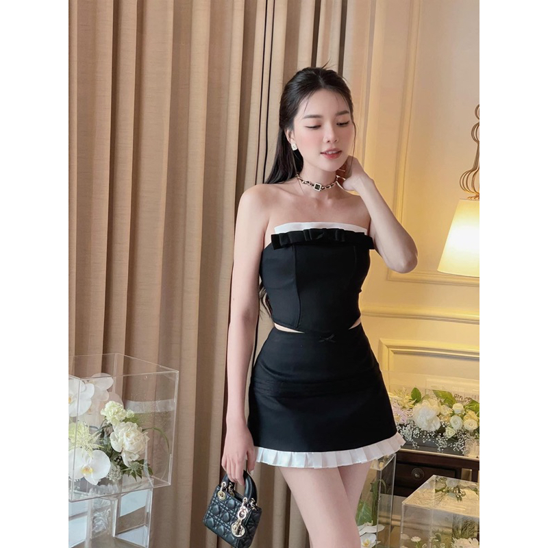 Set áo cúp ngực nơ + Chân váy phối bèo 🖤