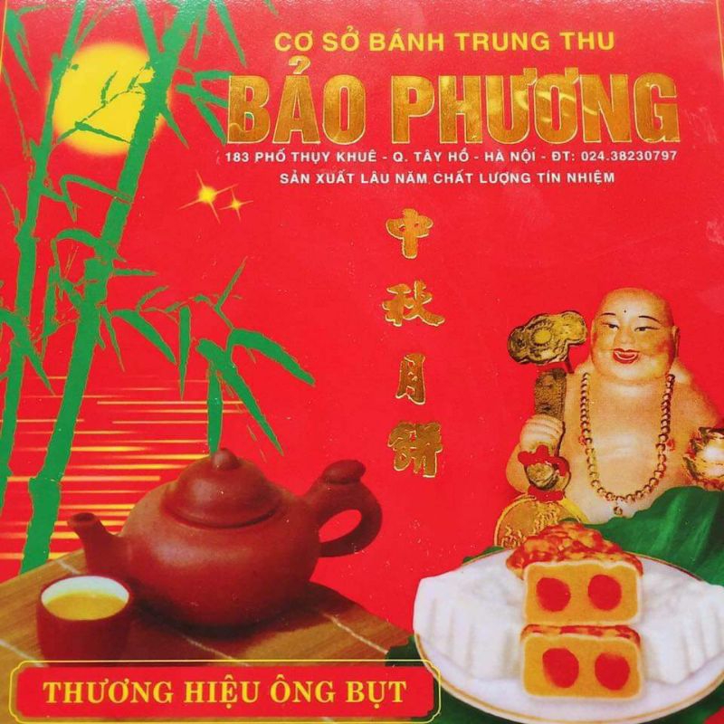 Bánh Trung thu cổ truyền Bảo Phương xếp hàng
