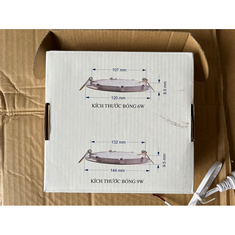 Đèn khẩn cấp âm trần Kentom KT770