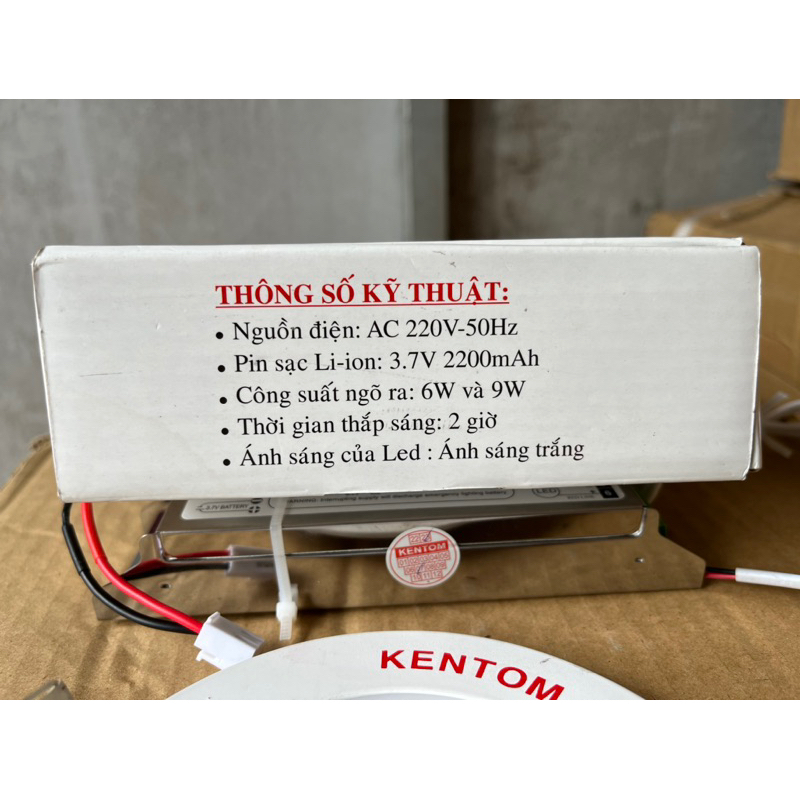 Đèn khẩn cấp âm trần Kentom KT770