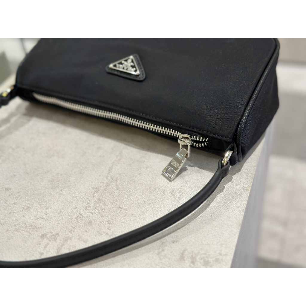 TÚI PRADA POCHETTE SZ23