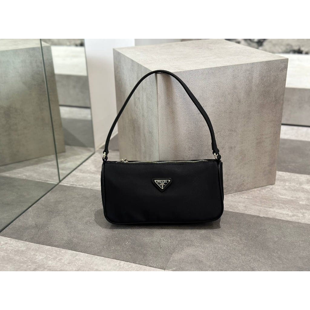 TÚI PRADA POCHETTE SZ23