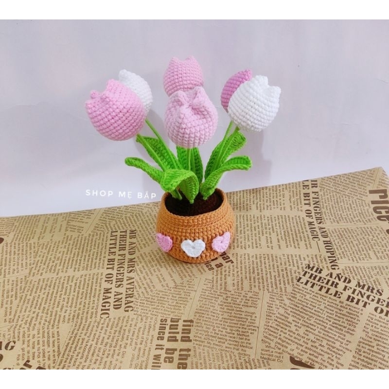 Chậu hoa Tuylip len 6 bông, Hướng dương,Dâu tây bằng len, phối màu theo yêu cầu .