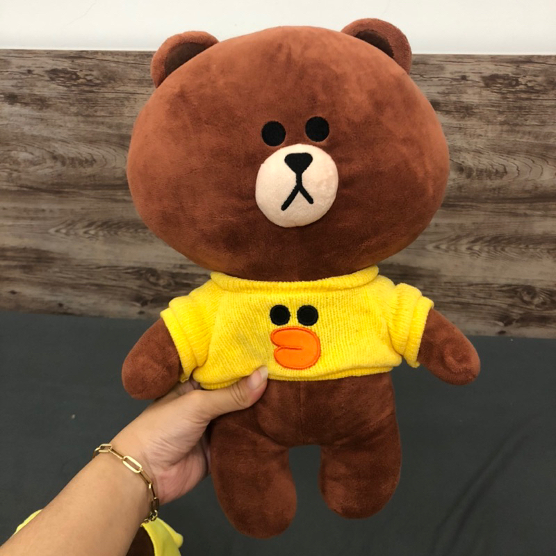 Gấu bông brown line áo vịt 40cm cute