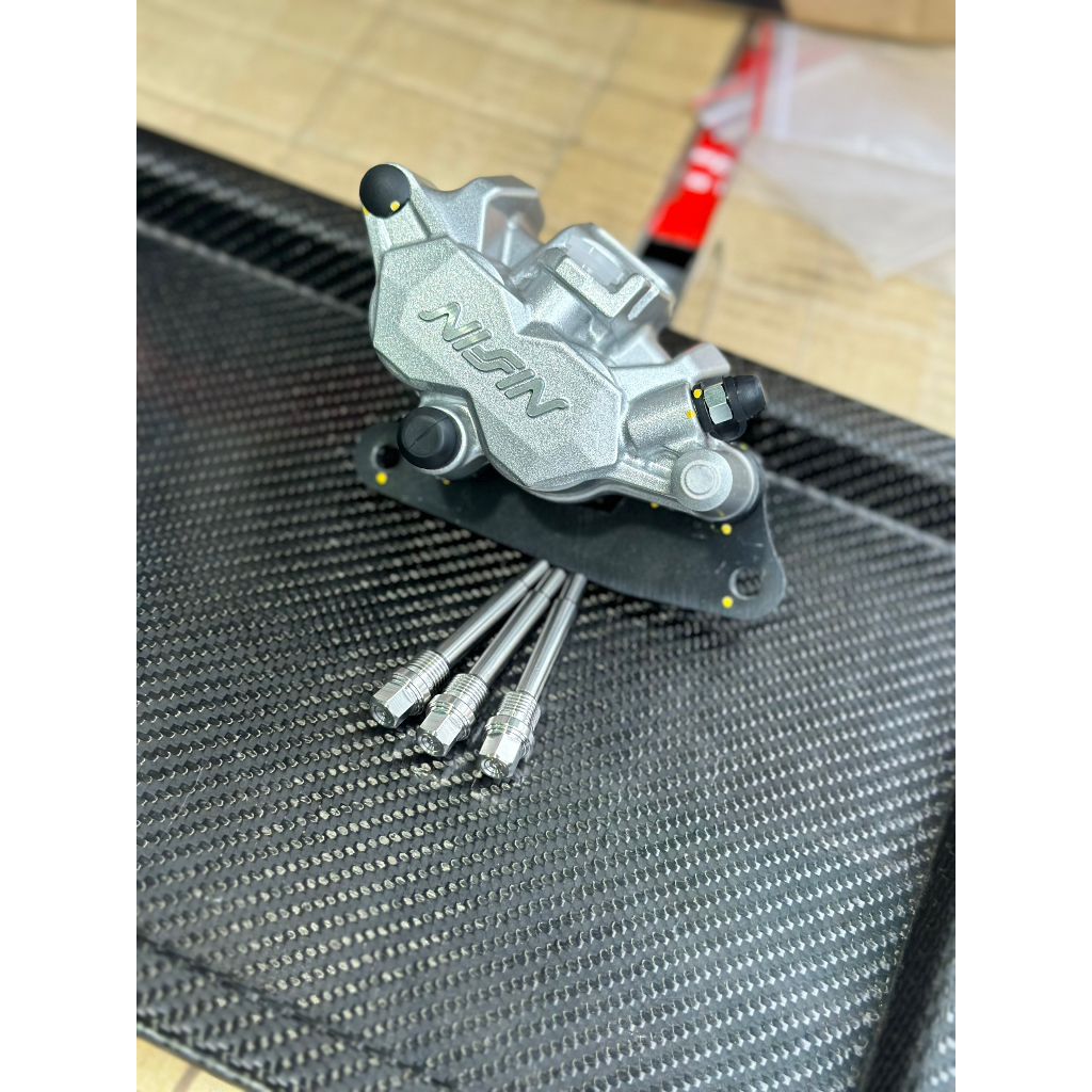 Chốt Giữ  Bố Thắng Inox Salaya Cho Heo Nissin Thái Piston Inox304