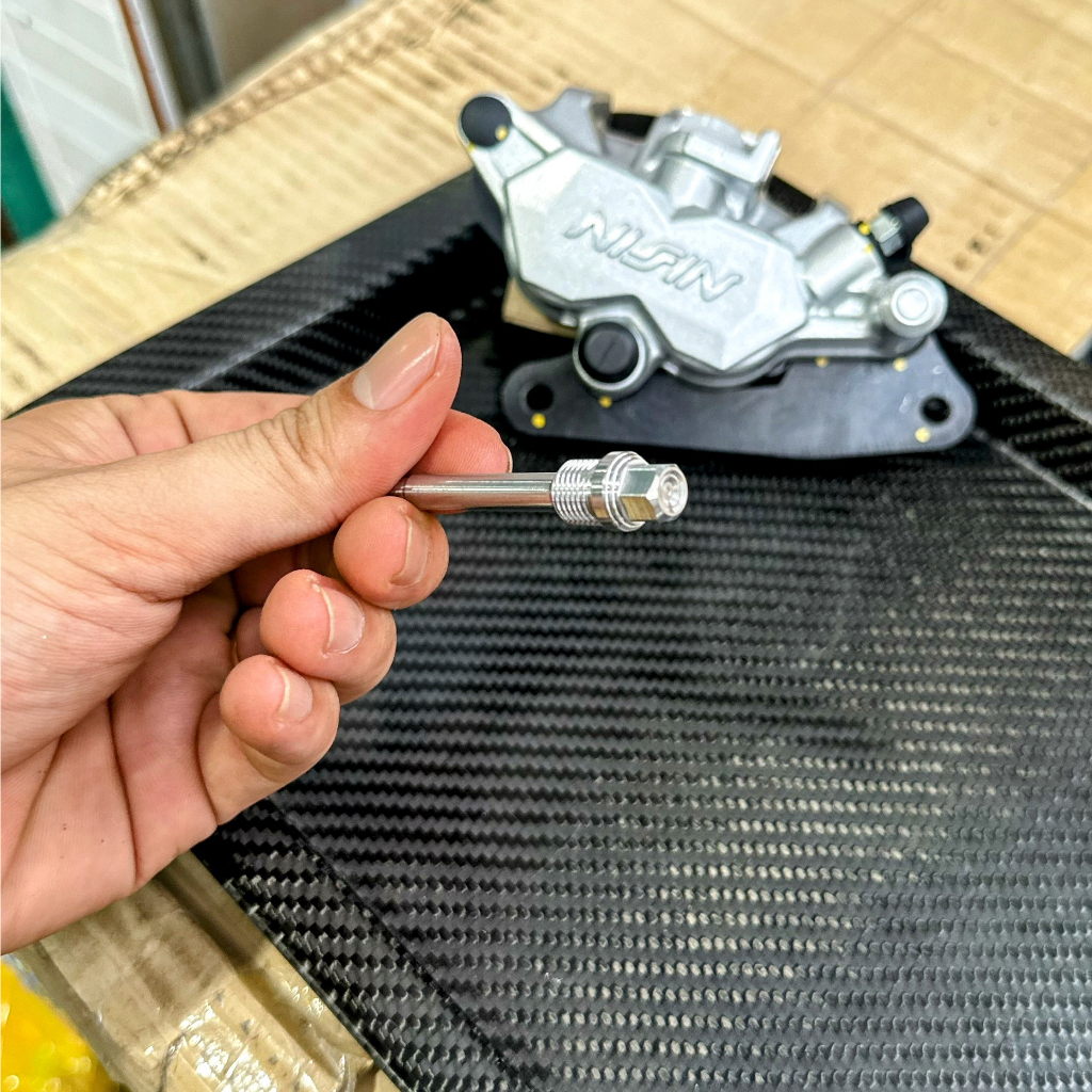 Chốt Giữ  Bố Thắng Inox Salaya Cho Heo Nissin Thái Piston Inox304