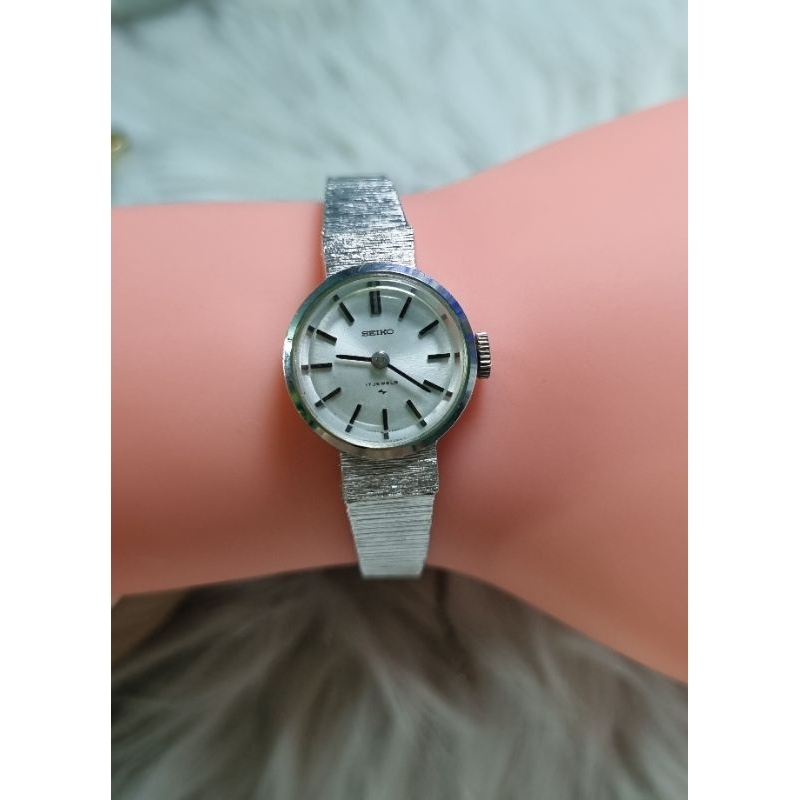 đồng hồ nữ cơ cót seiko chuẩn nhật