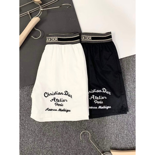 Quần Short Gió Dior Chữ Thêu chỉ nổi toàn bộ chi tiết lót lưới 2 lớp thoáng mát
