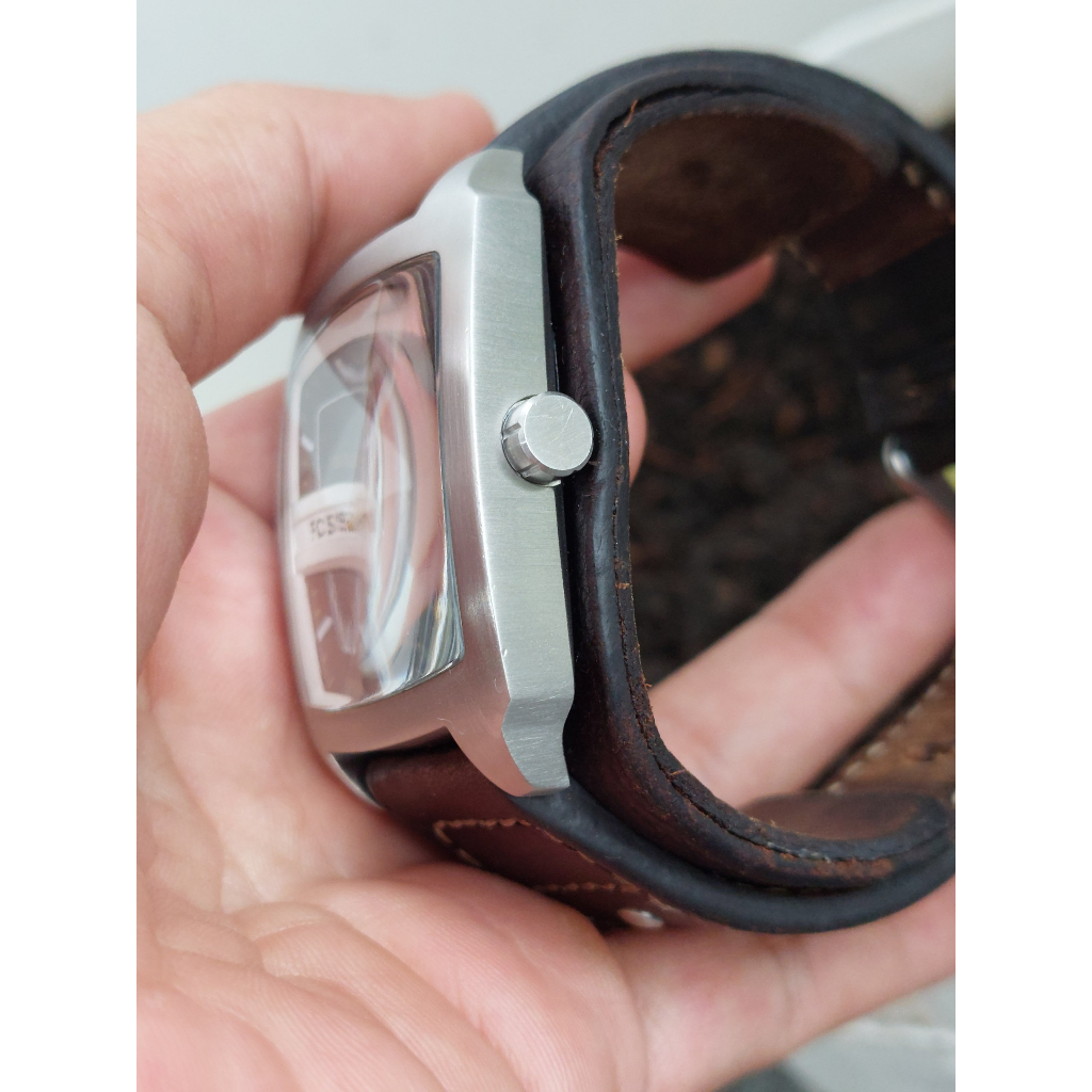 Đồng hồ nam Fossil mặt nâu chạy pin hàng si