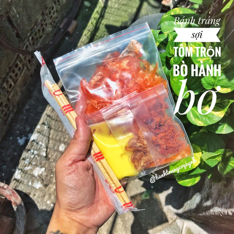 Bánh tráng sợi tôm trộn chà bông/khô bò hành bơ