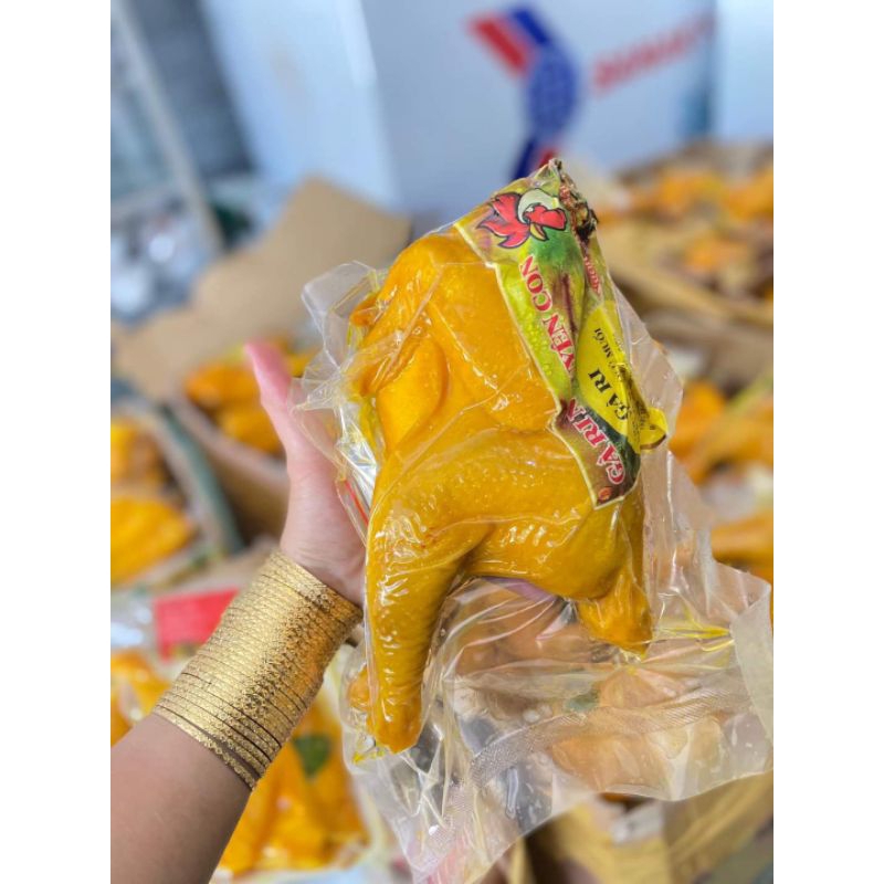 Gà ủ muối hoa tiêu không đầu