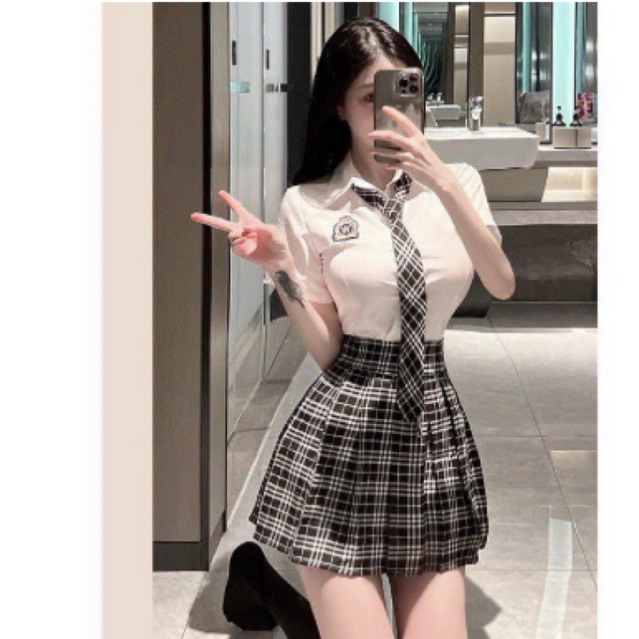 Kèm chip- Bộ nữ sinh chân váy kẻ trẻ trung C450