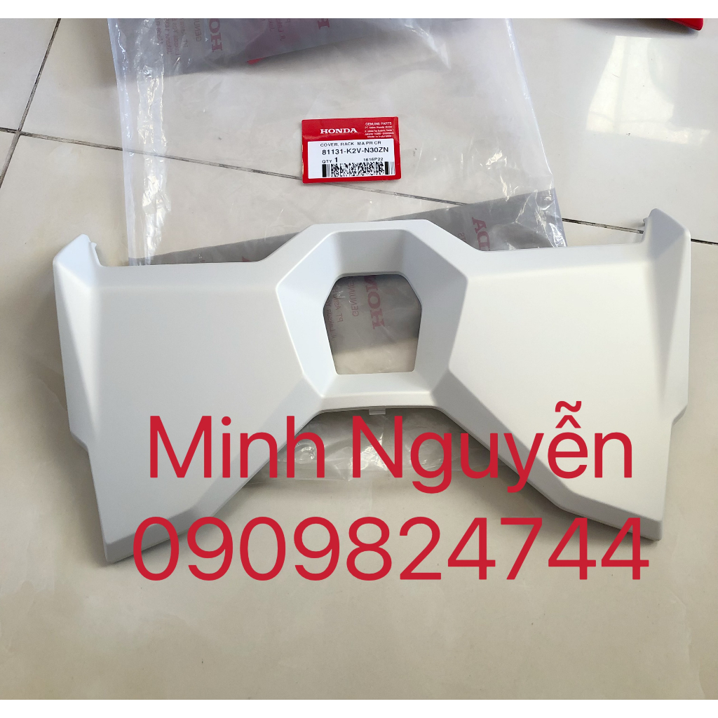Ốp yếm khóa xe vario 125 2023 chính hãng honda