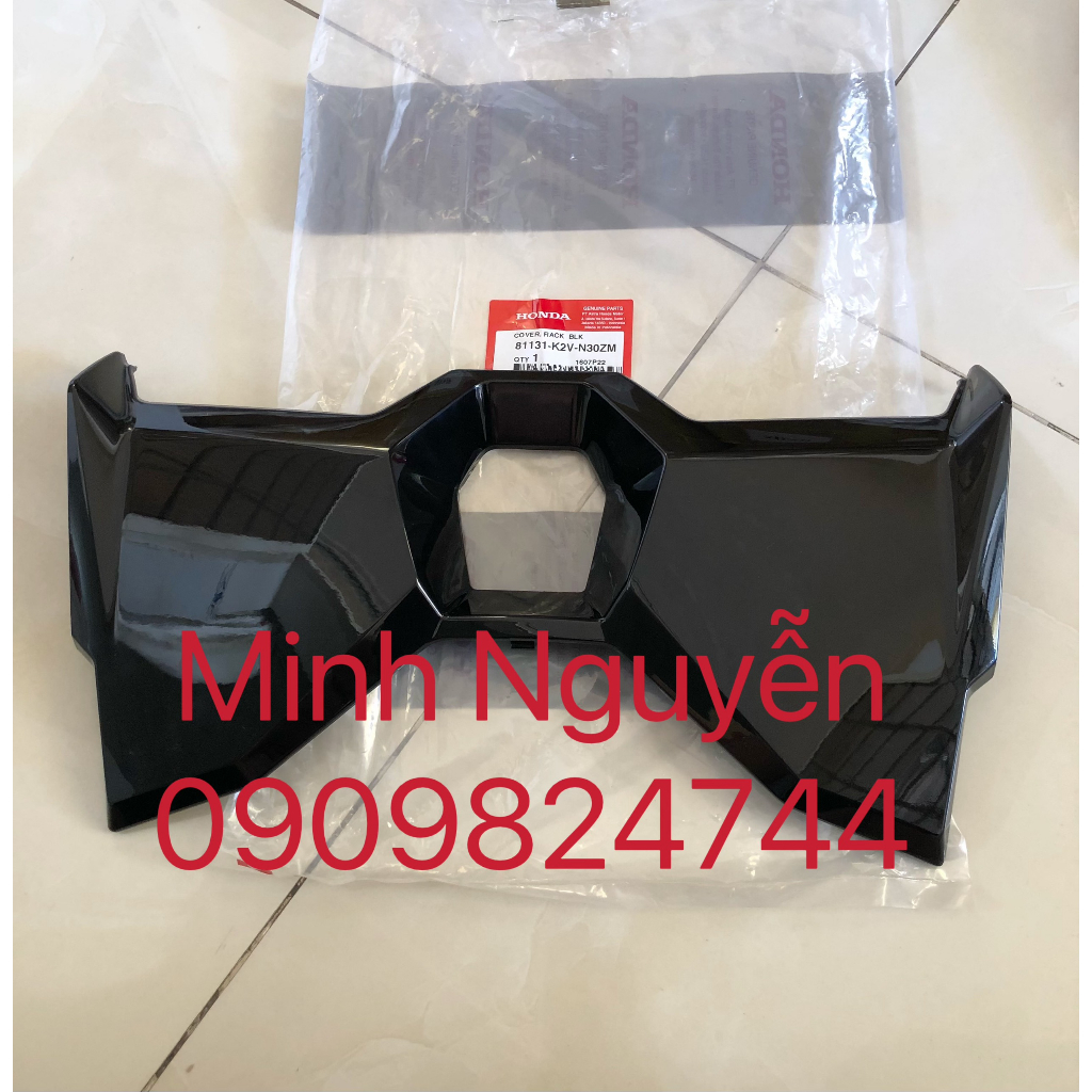 Ốp yếm khóa xe vario 125 2023 chính hãng honda