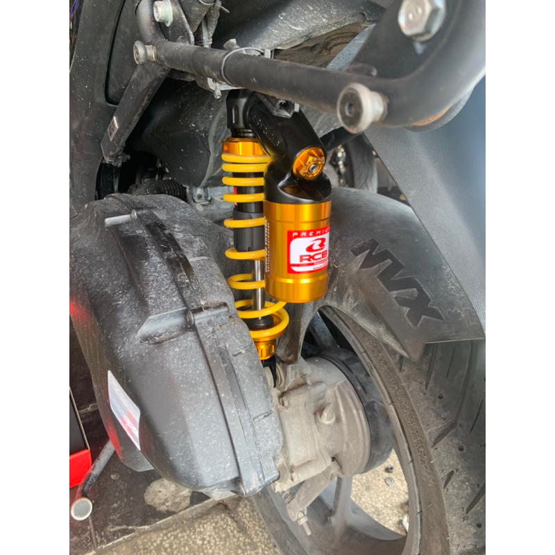 Phuộc VD Racingboy có núm tăng chỉnh cho NVX màu vàng