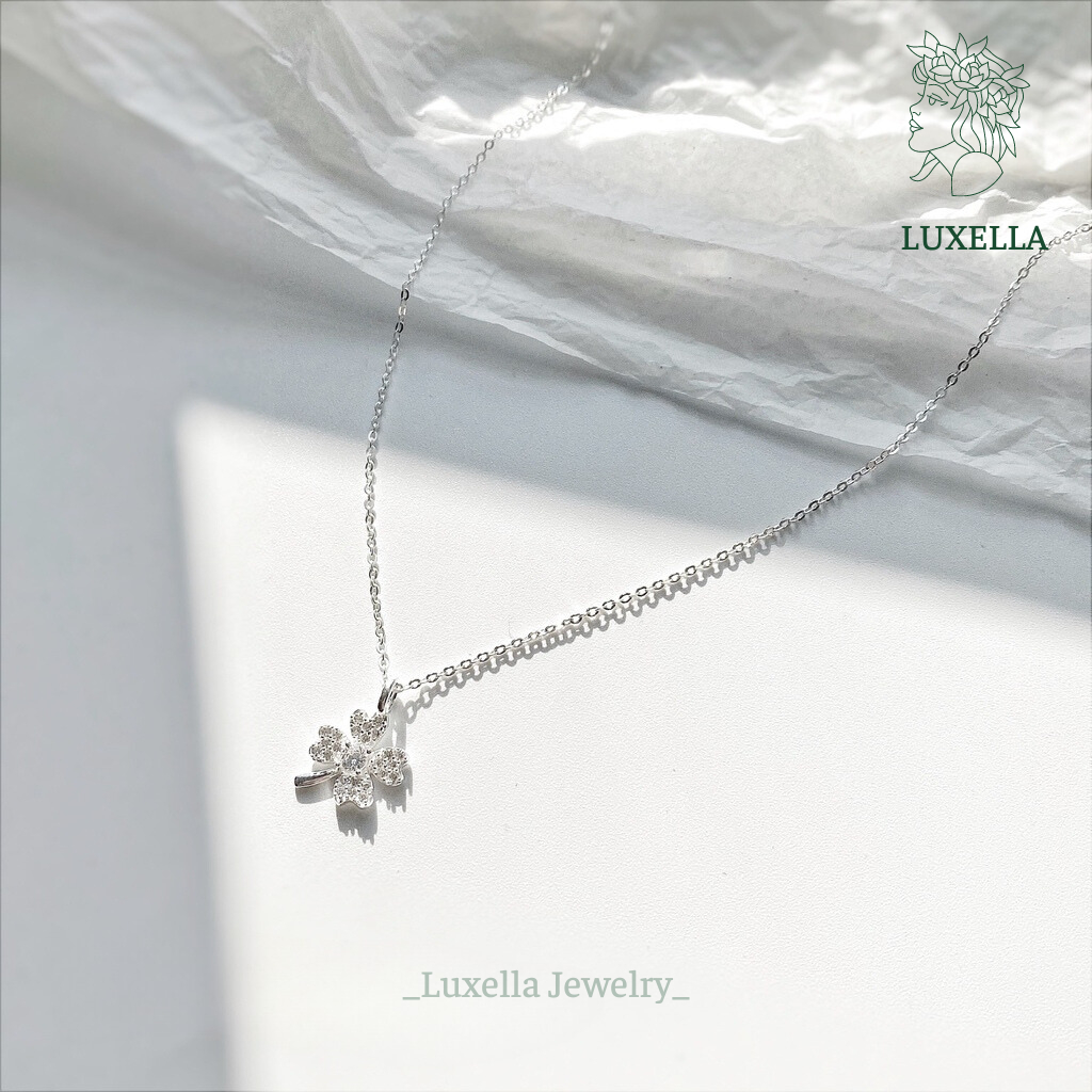 Dây chuyền bạc nữ LUXELLA mẫu cỏ bốn lá đính đá nhỏ sang trọng & nữ tính Lux018