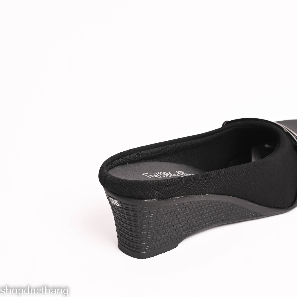 .Dép bít đầu nữ thời trang