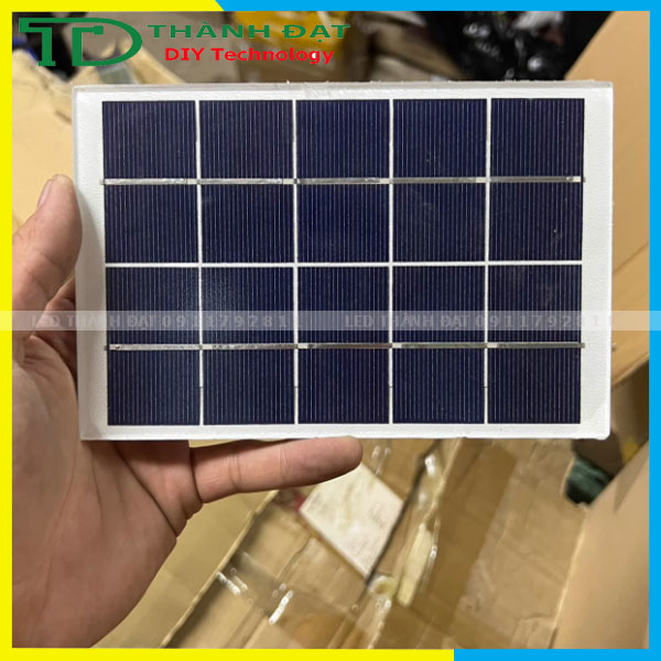 Pin năng lượng mặt trời 5v 2w 18*13.5cm