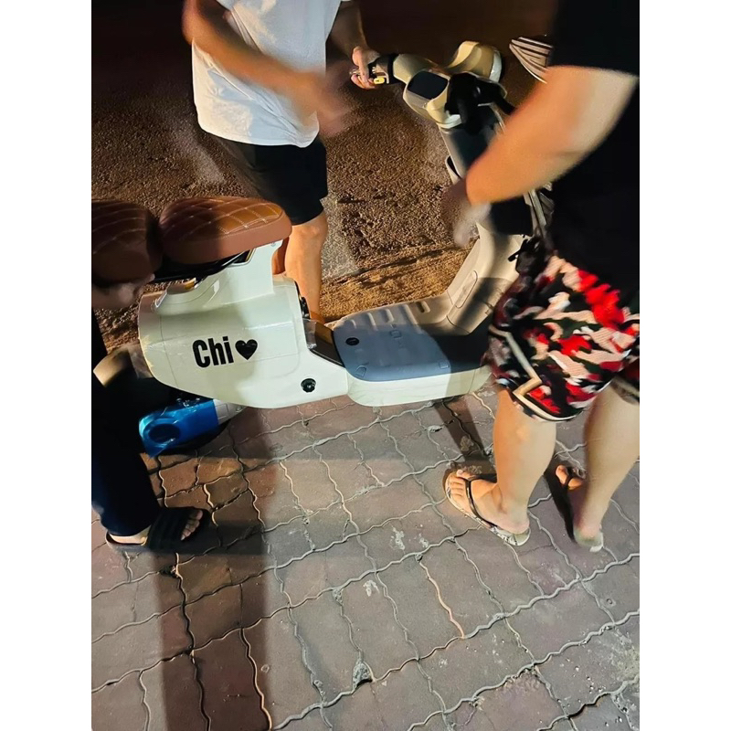 Tem xe điện theo yêu cầu