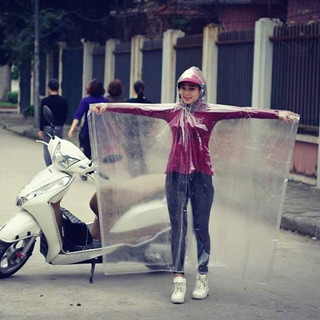 Áo mưa vi sinh khổ vuông trong suốt 1 đầu Ánh Dương chất liệu PVC dẻo dai không thấm nước