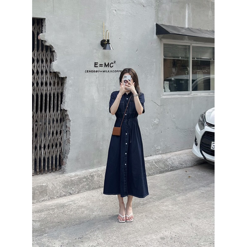 Váy sơ mi jean rút dây eo