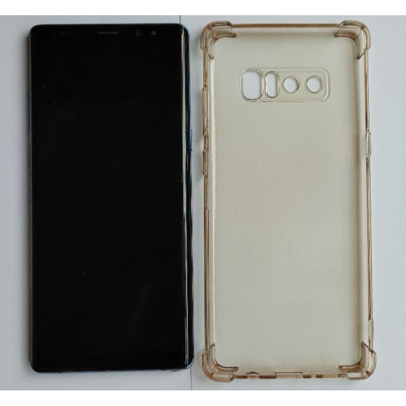 Bán điện thoại màu xanh, samsung note 8, cũ, 2 sim, hình thức đẹp, màn ám chút.