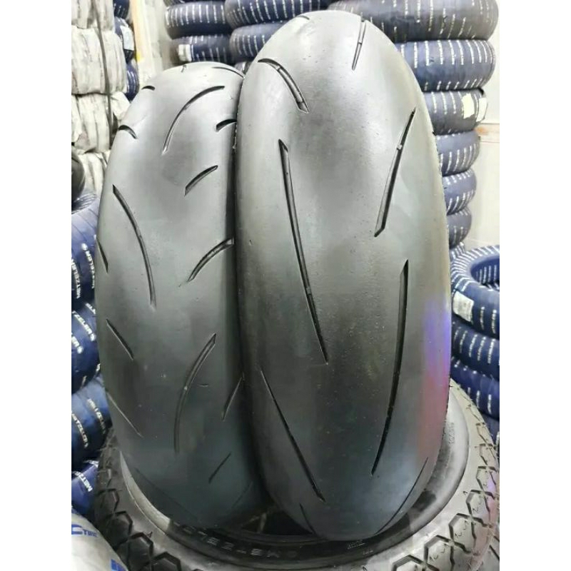 Vỏ cao cấp 150/60-17 và 150/70-17 hàng nhập bám đường cực tốt. gắn r15 cbr. ninja. suzuki.vỏ tháo xe còn đẹp giá tốt