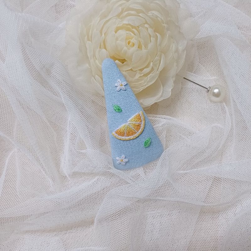 Kẹp tóc thêu tay handmade