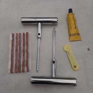 Bộ vá dùi lốp Inox loại tốt