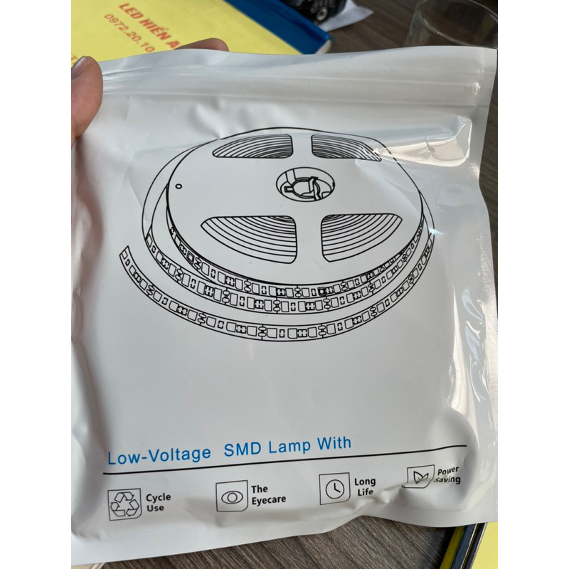 Led cuộn 5m 12v 2835 đấu led