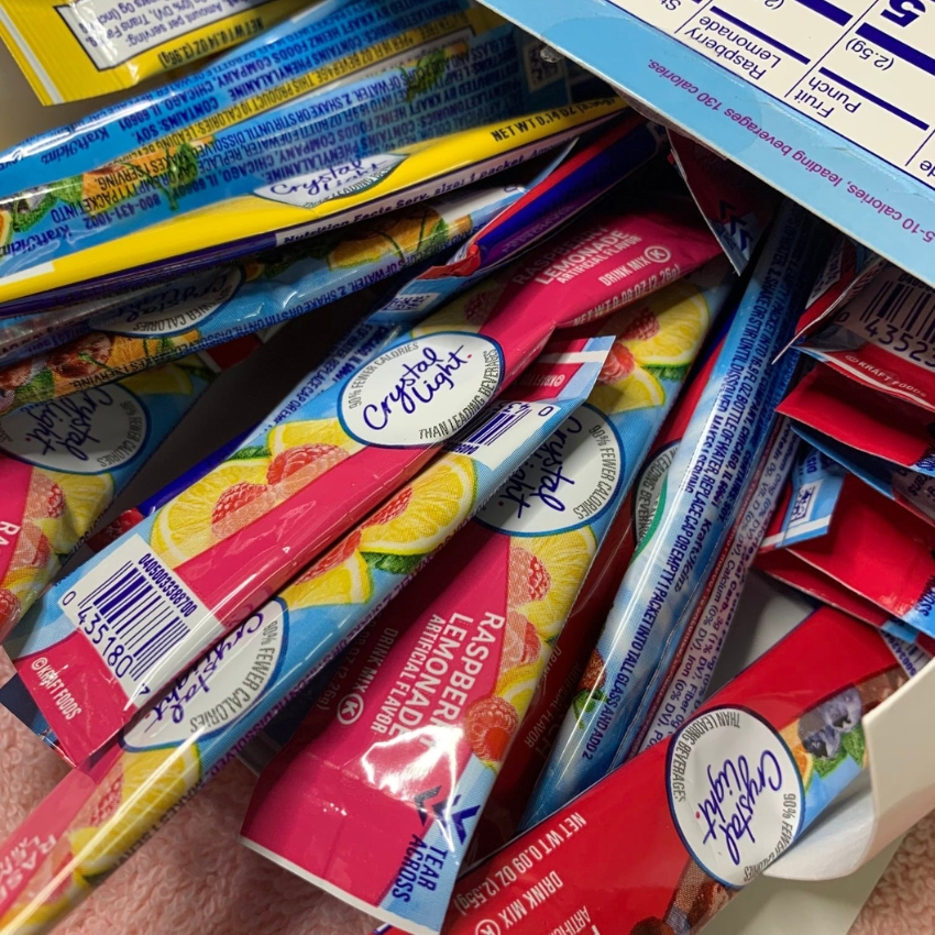 Crystal Light 10 gói Bột Pha Nước Trái Cây không đường Crystal Light Gói Nhỏ Bổ Sung Vitamin Vị Trái Cây