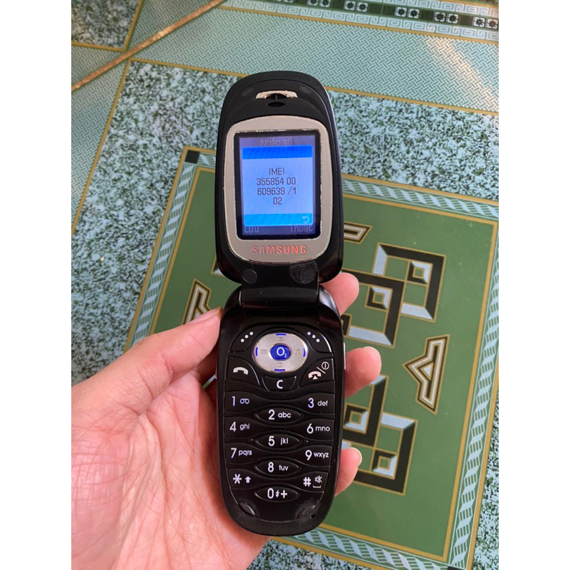 Điện thoại Samsung Sgh E330g cổ