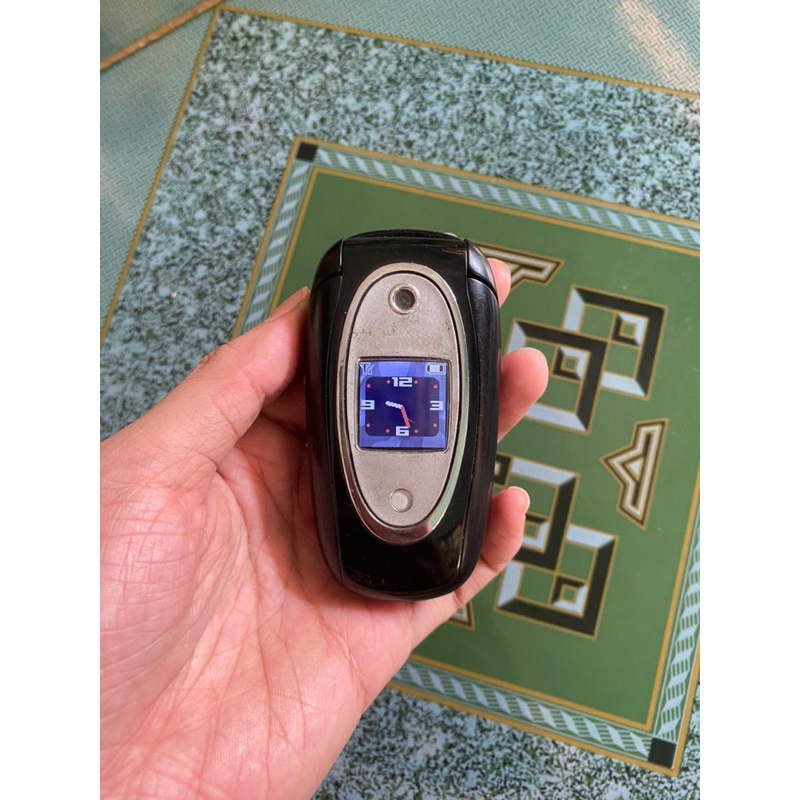 Điện thoại Samsung Sgh E330g cổ