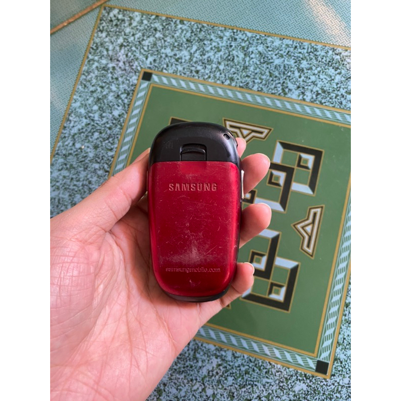 Điện thoại Samsung Sgh E330g cổ