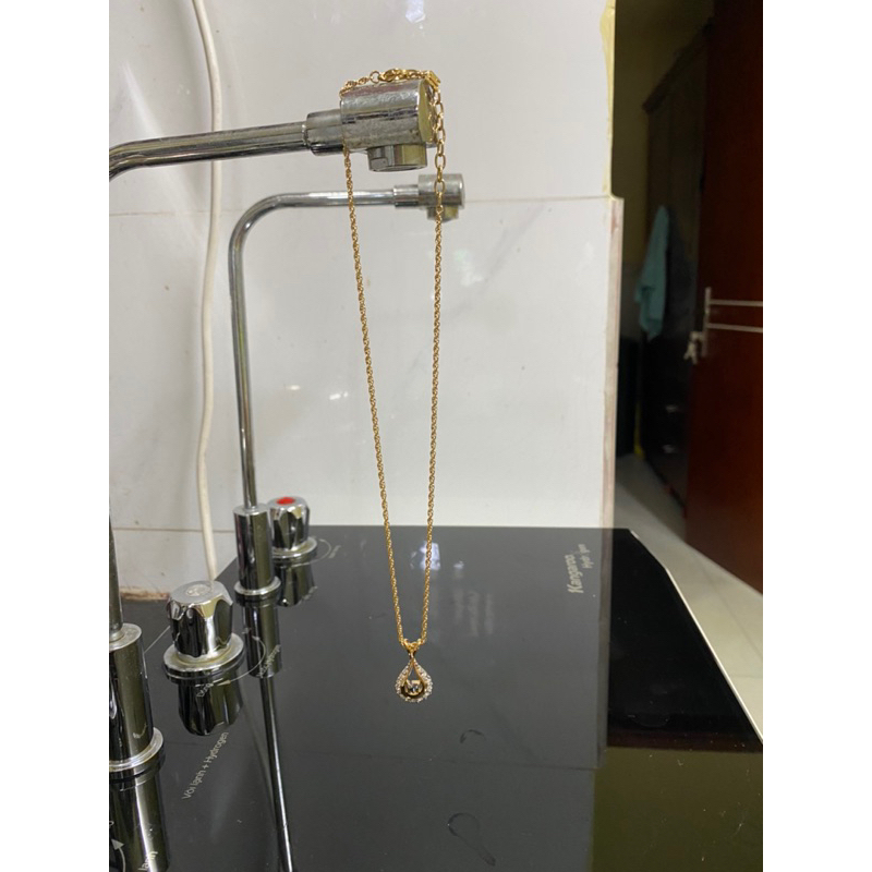 Dây chuyền mạ vàng hiệu NINA RICCI hình giọt nước