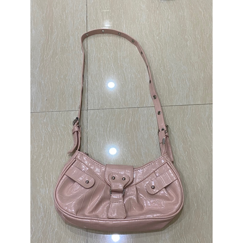 Túi hồng đeo vai