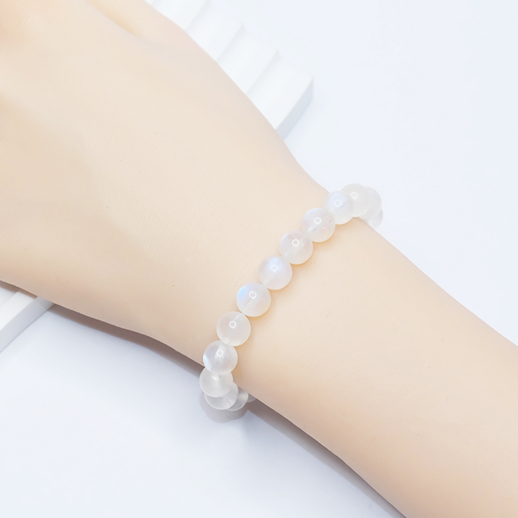 Vòng tay chuỗi hạt Mặt Trăng hợp mệnh kim mệnh thuỷ 6li 8li 10li Upcara