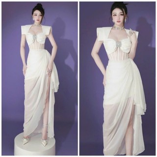 Đầm cổ u xếp ly phối bèo đính đá
