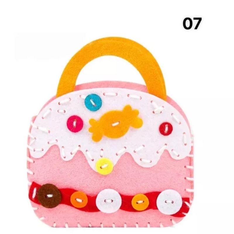 Túi băng vải nỉ  có  chi tiết rời  giúp trẻ rèn kỹ năng cơ bản