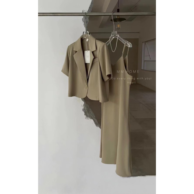 💥sỉ💥Set 2 món gồm váy +áo có khoá cho bé ti